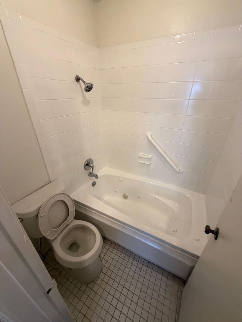 DALLAS House: 5981 ARAPAHO RD APT 1507