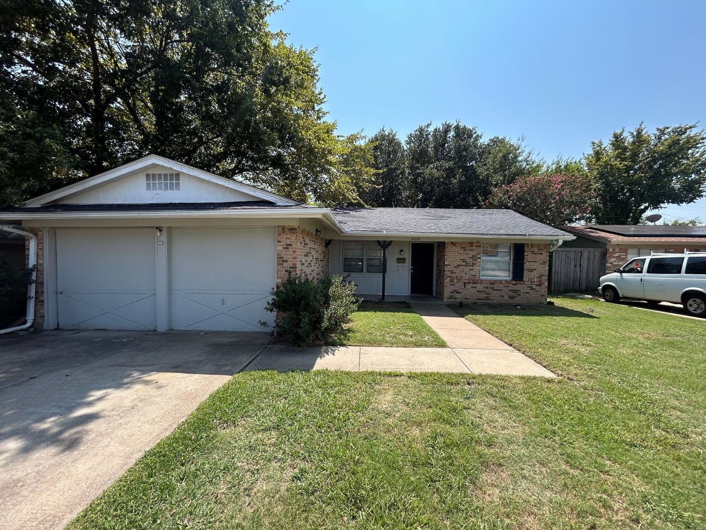 IRVING House: 2604 TIMBERLAKE DR