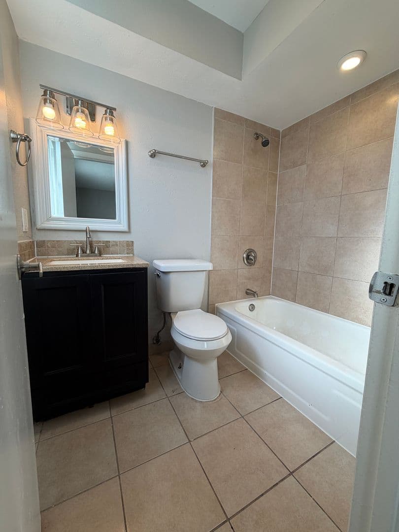 MESQUITE House: 315	PALDAO DR