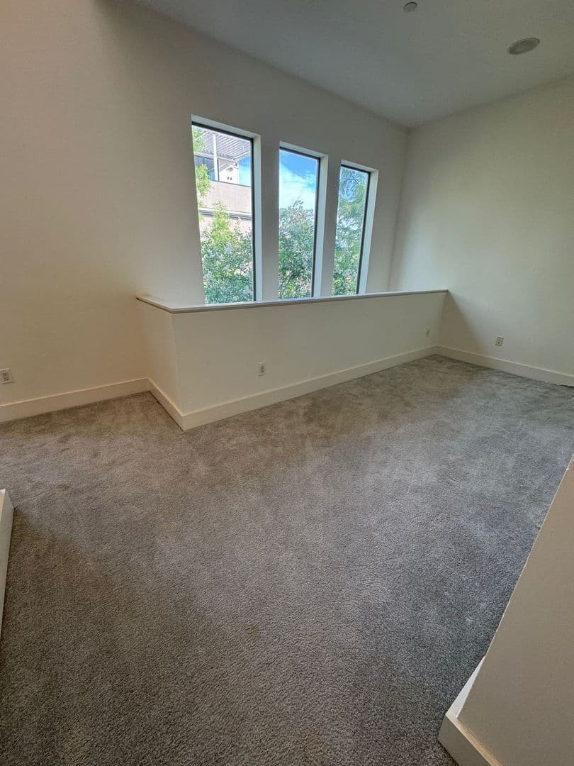 DALLAS Apartment: 1600 N HASKELL
