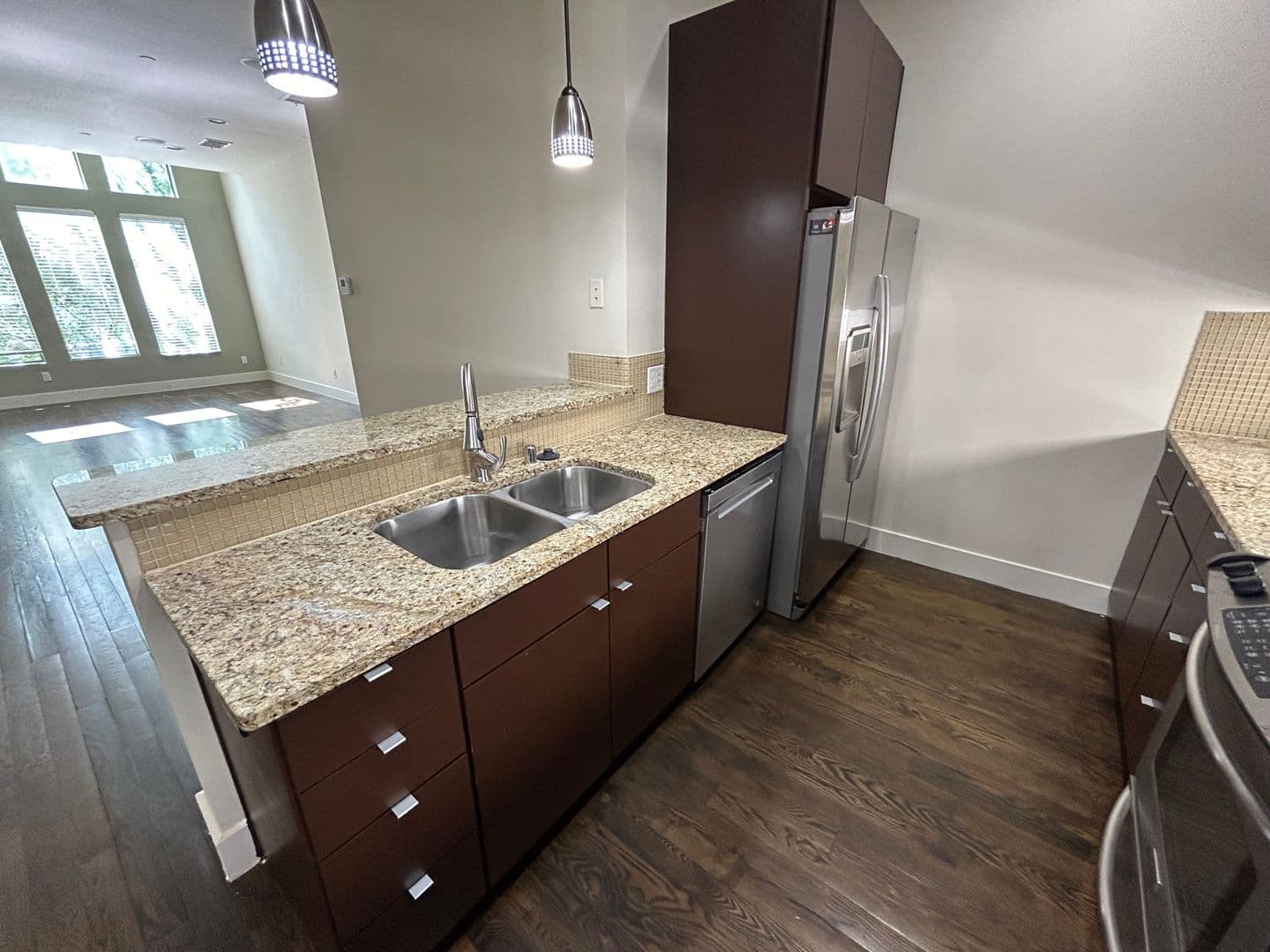 DALLAS Apartment: 1600 N HASKELL