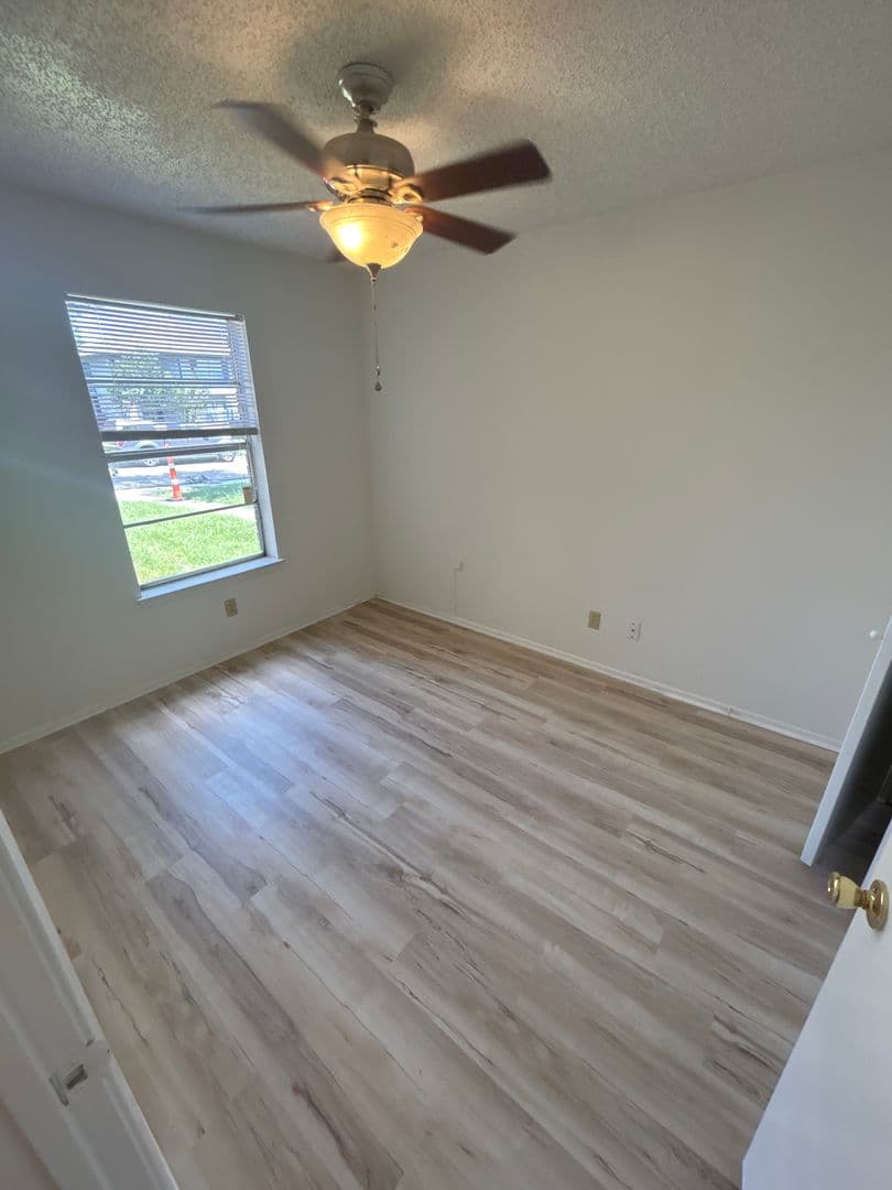 SACHSE Apartment: 5510 BROOKVIEW COURT