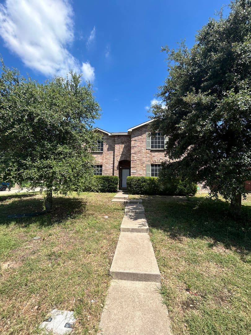 LANCASTER House: 1253 TALL GRASS DR