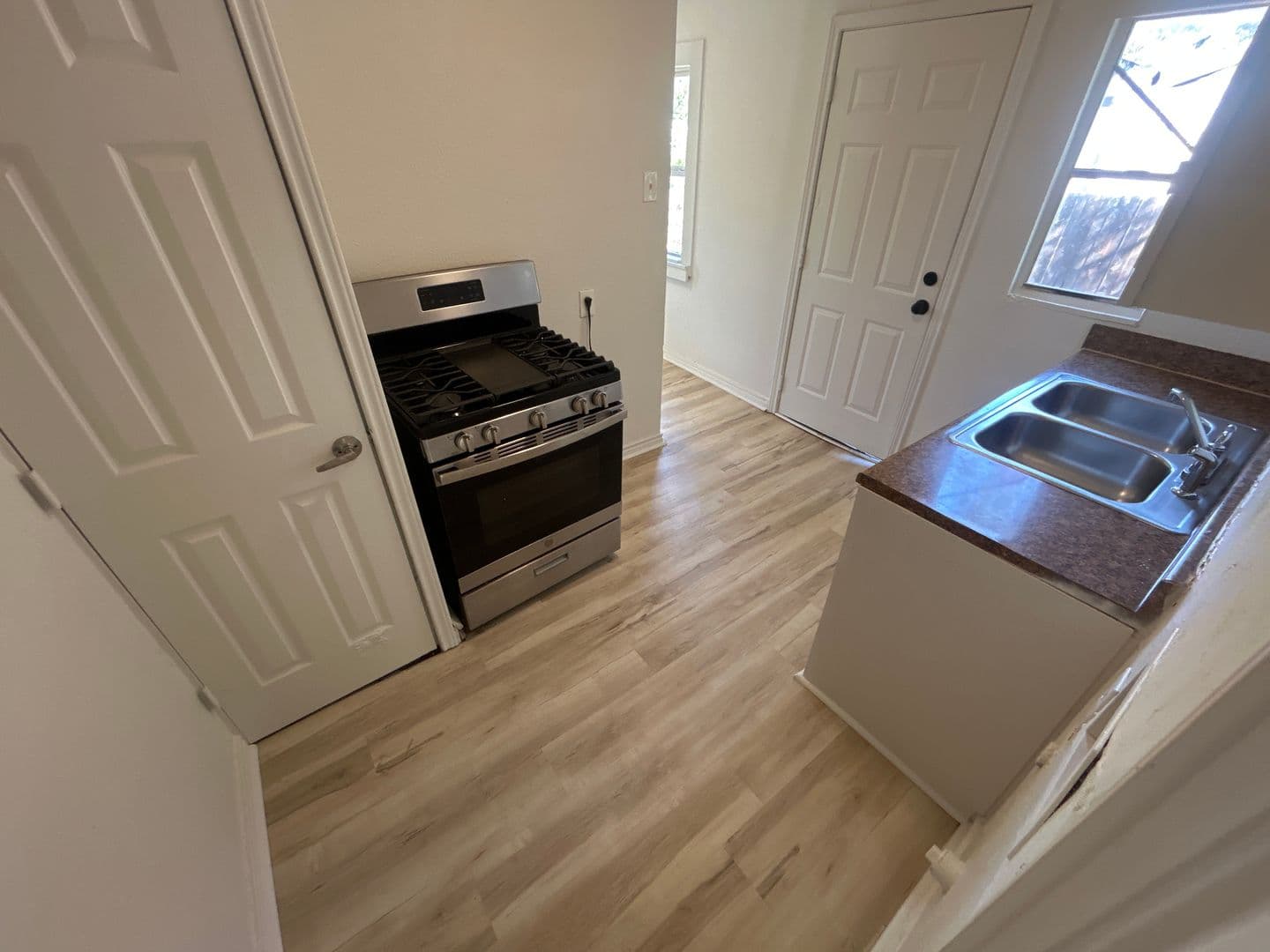 DALLAS House: 2844 TOLUCA AVENUE