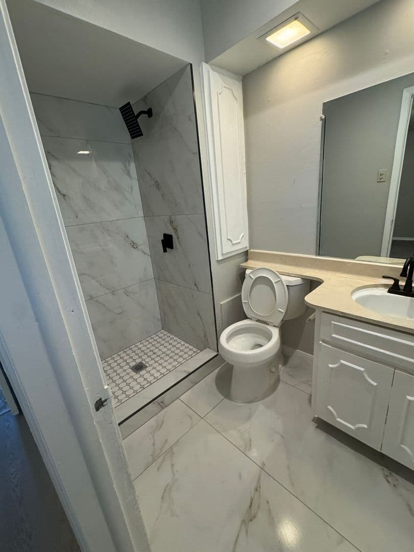 IRVING House: 2604 TIMBERLAKE DR