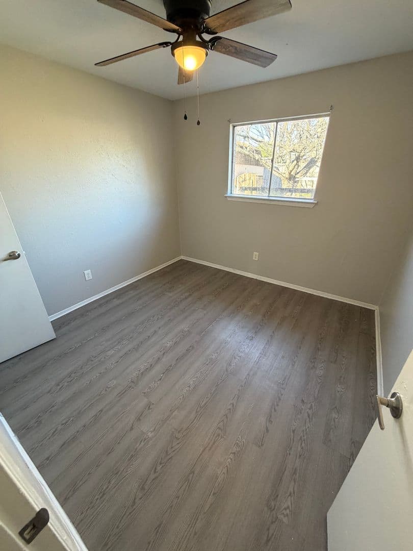MESQUITE House: 315	PALDAO DR