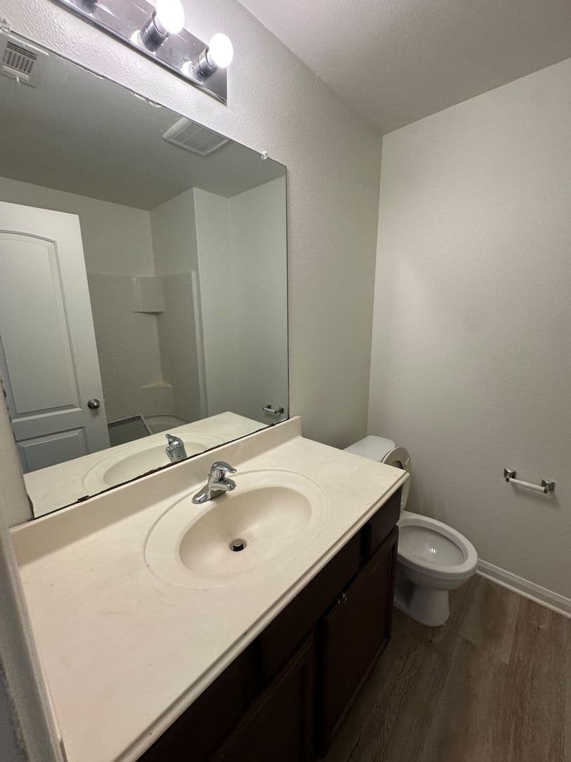 DALLAS House: 14112 INDIAN WELLS RD