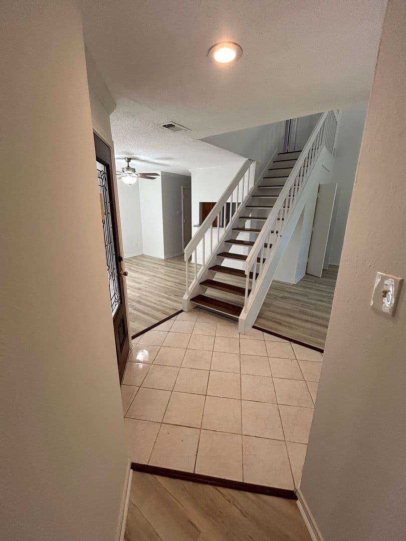 GARLAND House: 3712 PULSAR DR