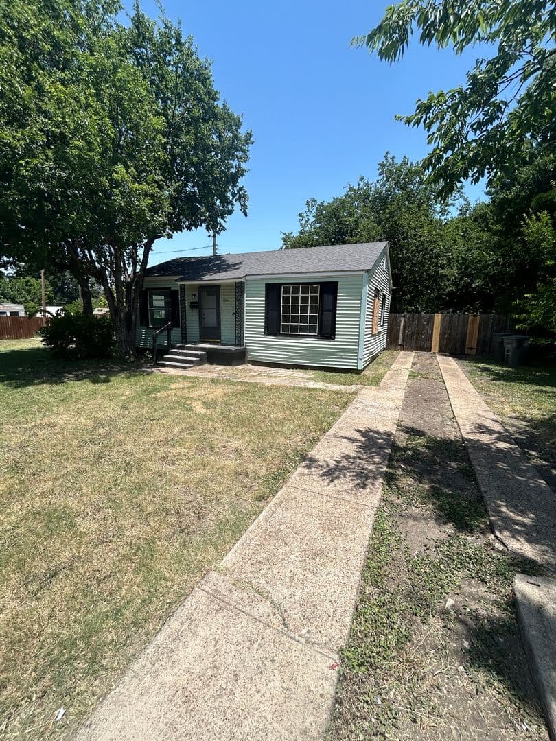 DALLAS House: 2844 TOLUCA AVENUE