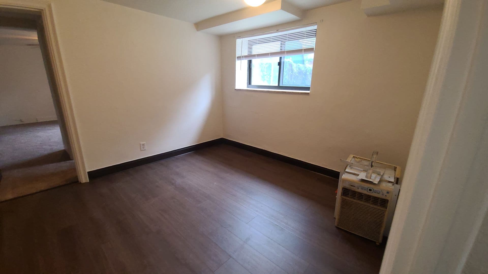 Pittsburgh Apartment: 321 Beverly Road