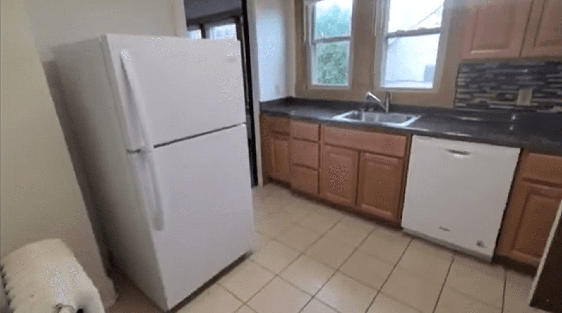 Pittsburgh Apartment: 12 Bower Hill Road