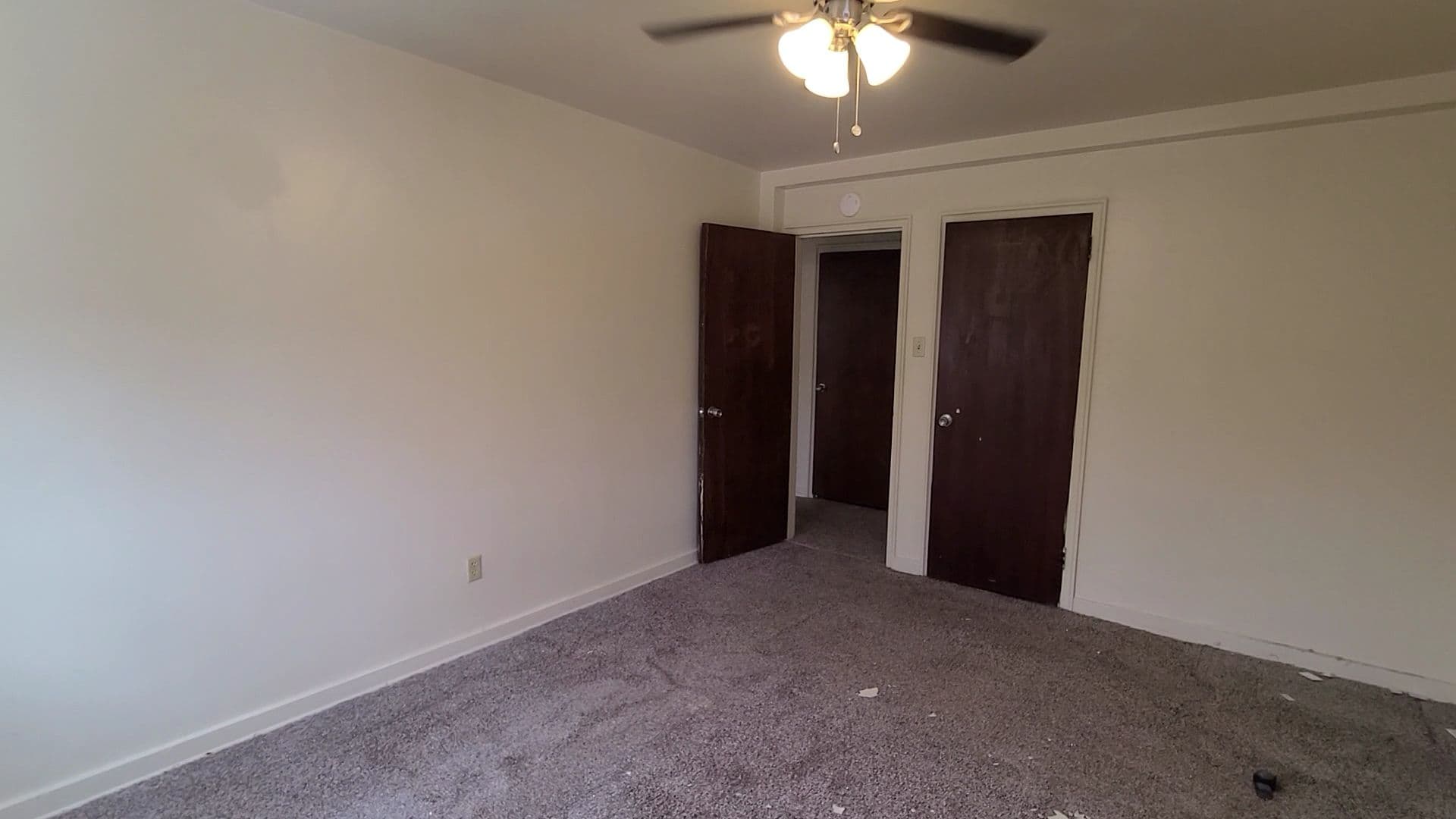 Pittsburgh Apartment: 221 Buchanan Place