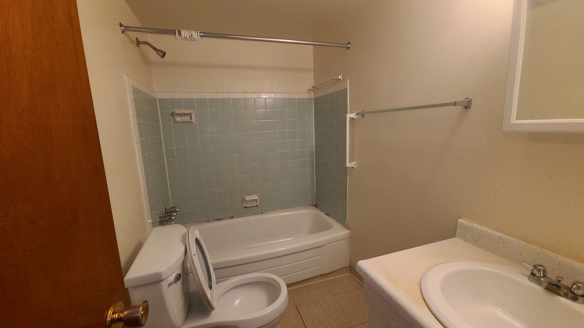 Carnegie Apartment: 101 Governors Lane