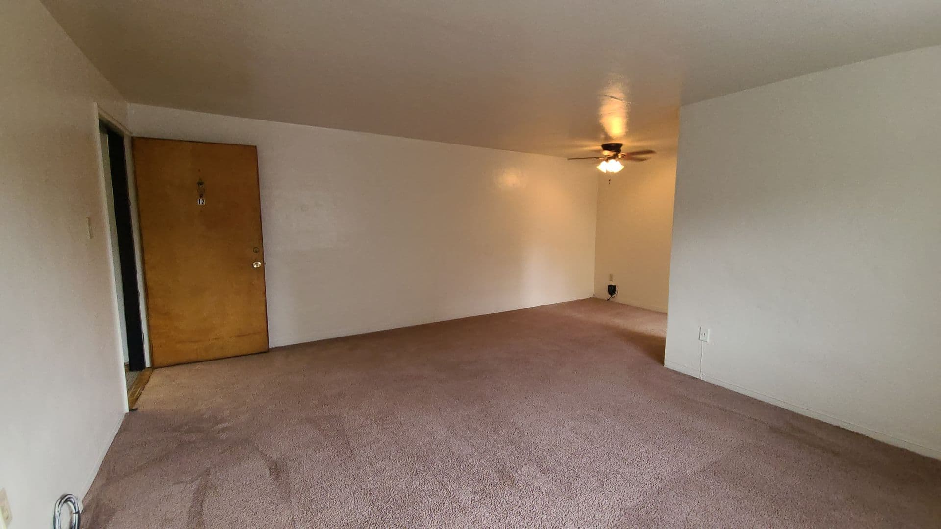 Pittsburgh Apartment: 135 Abbeyville Rd