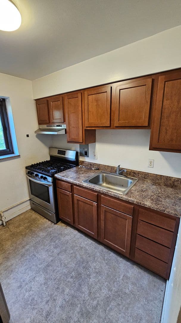 Pittsburgh Apartment: Schenley House and Schenley Annex