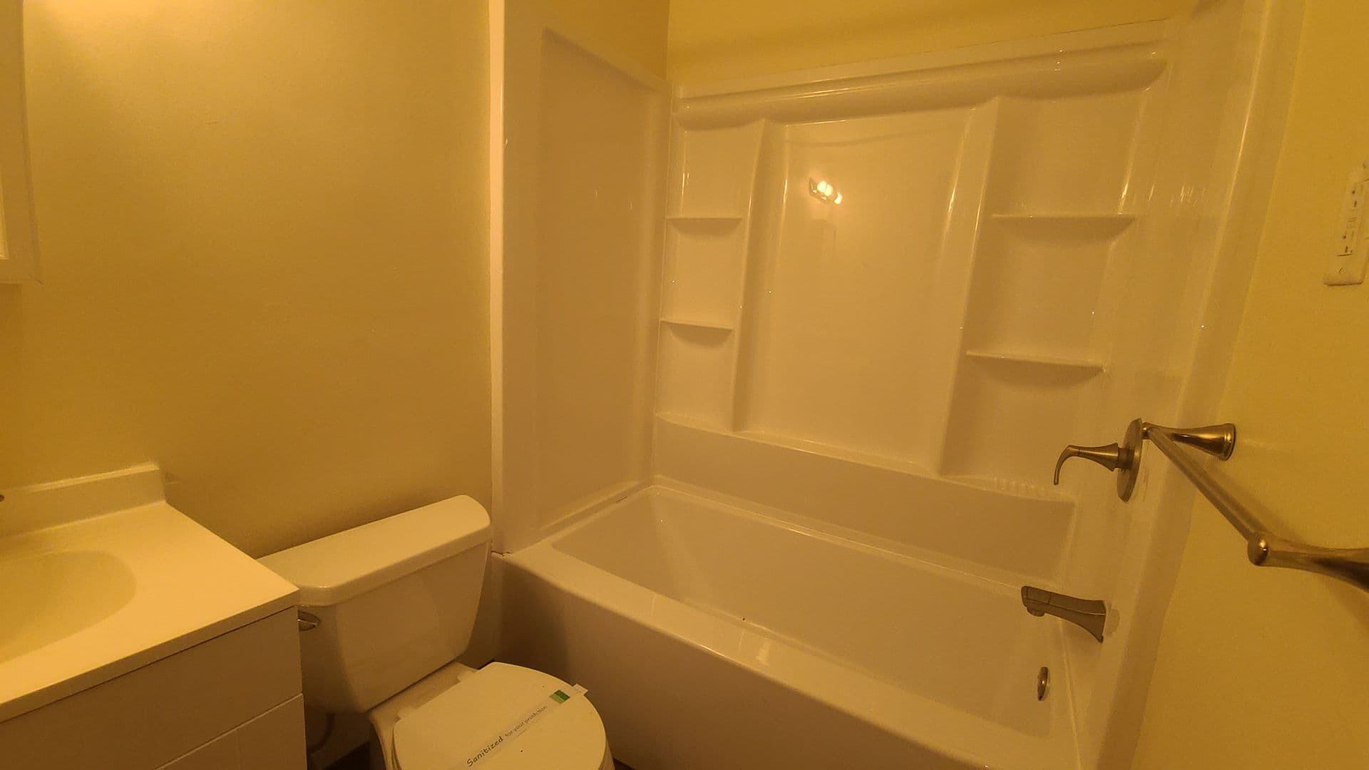 Pittsburgh Apartment: 3999 Canal Street