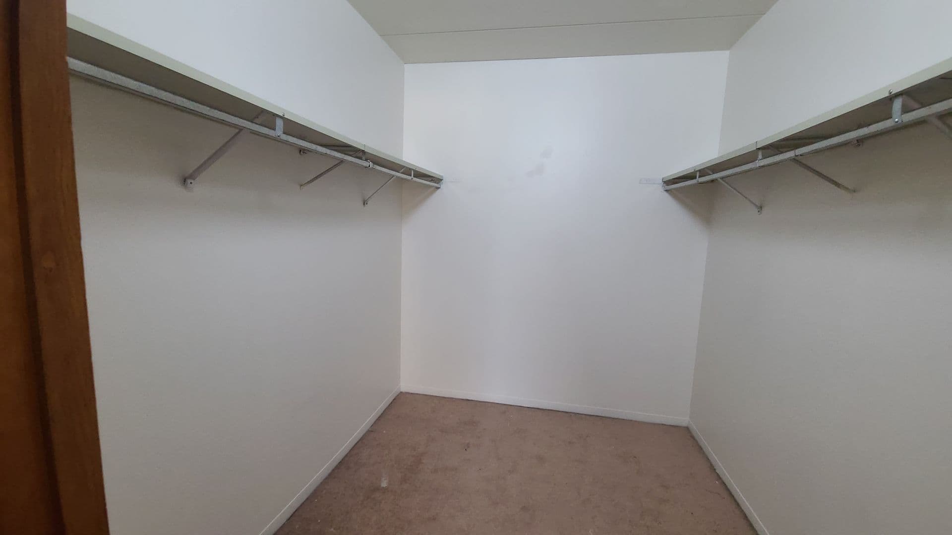 Carnegie Apartment: 101 Governors Lane