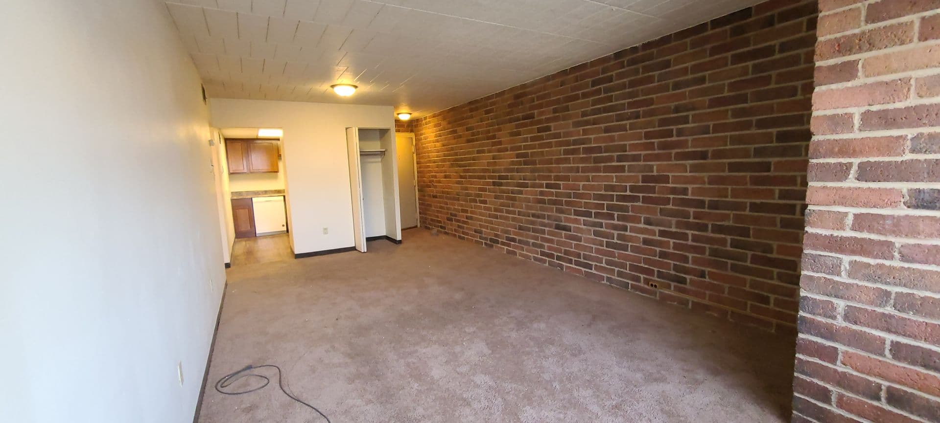 Pittsburgh Apartment: 10 N. Meadowcroft Ave