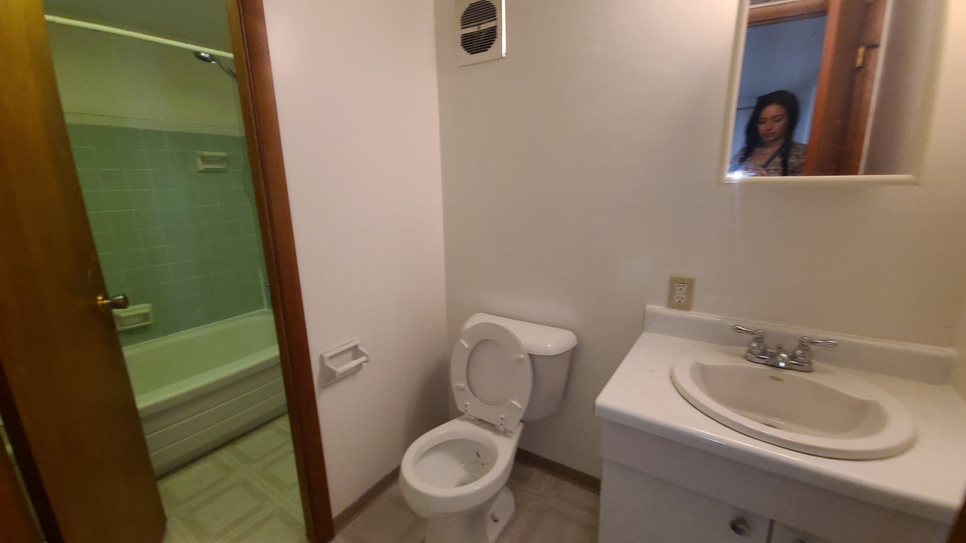 Carnegie Apartment: 101 Governors Lane