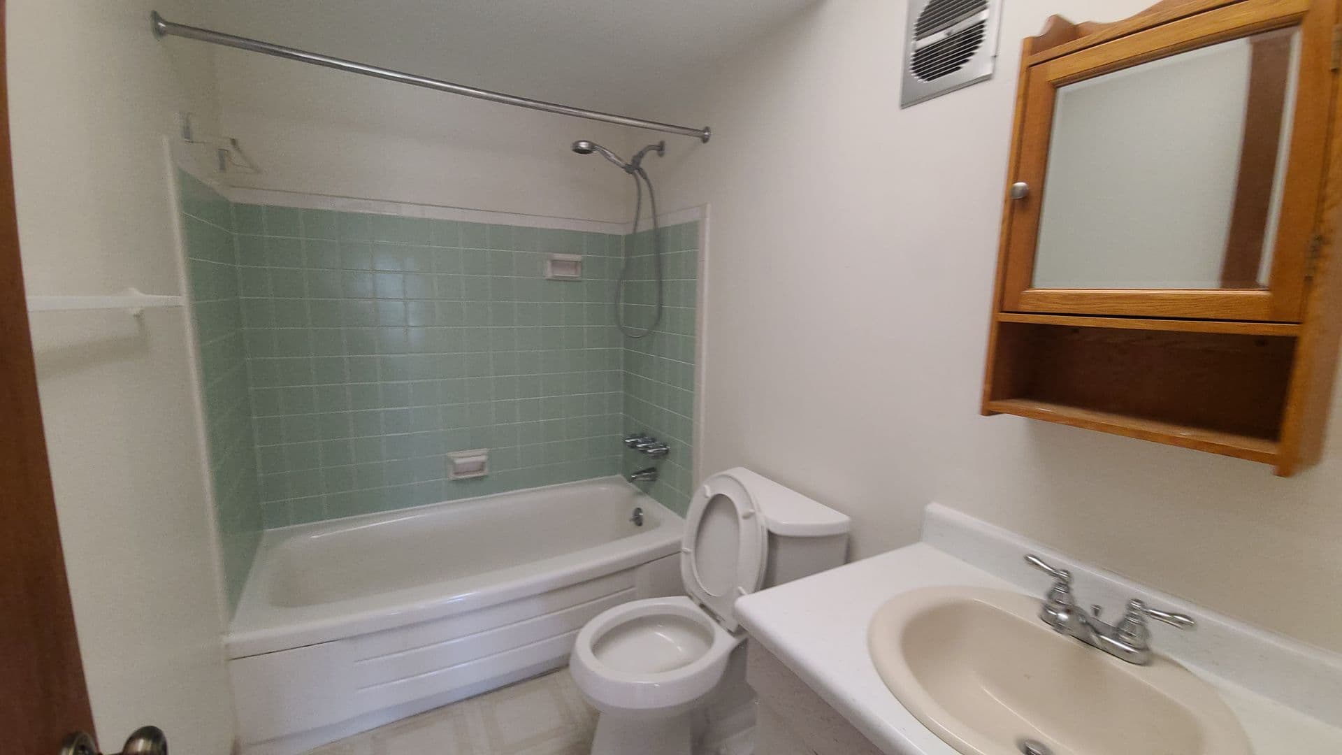 Carnegie Apartment: 101 Governors Lane