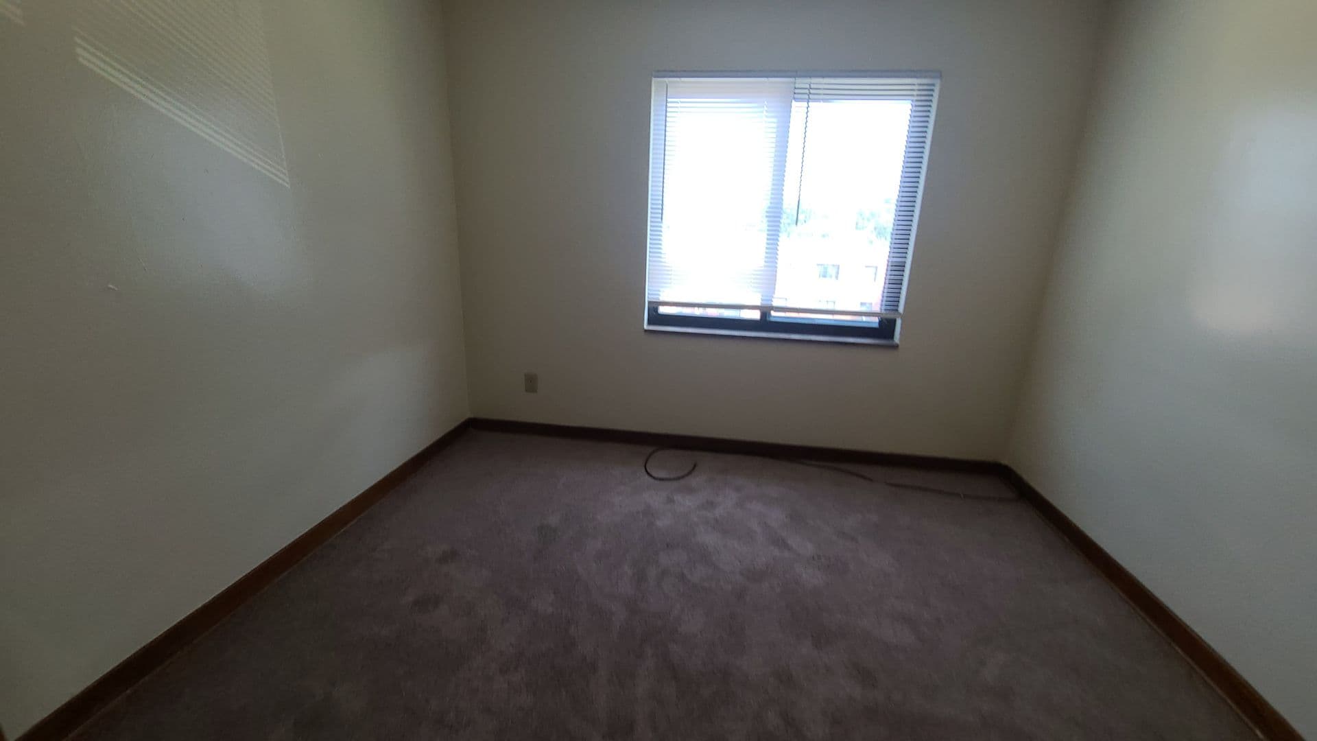 Pittsburgh Apartment: 135 Abbeyville Rd