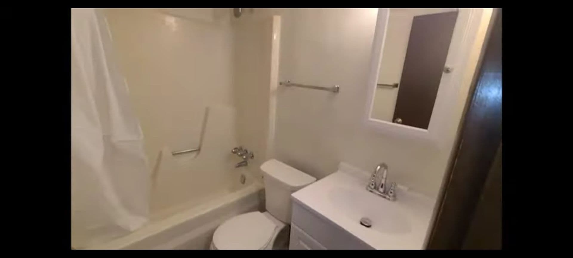 Pittsburgh Apartment: 10 N. Meadowcroft Ave