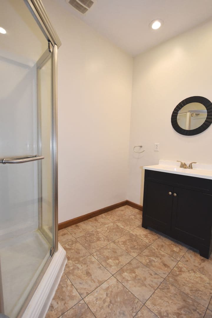 Pittsburgh Apartment: 1823 Penn Ave