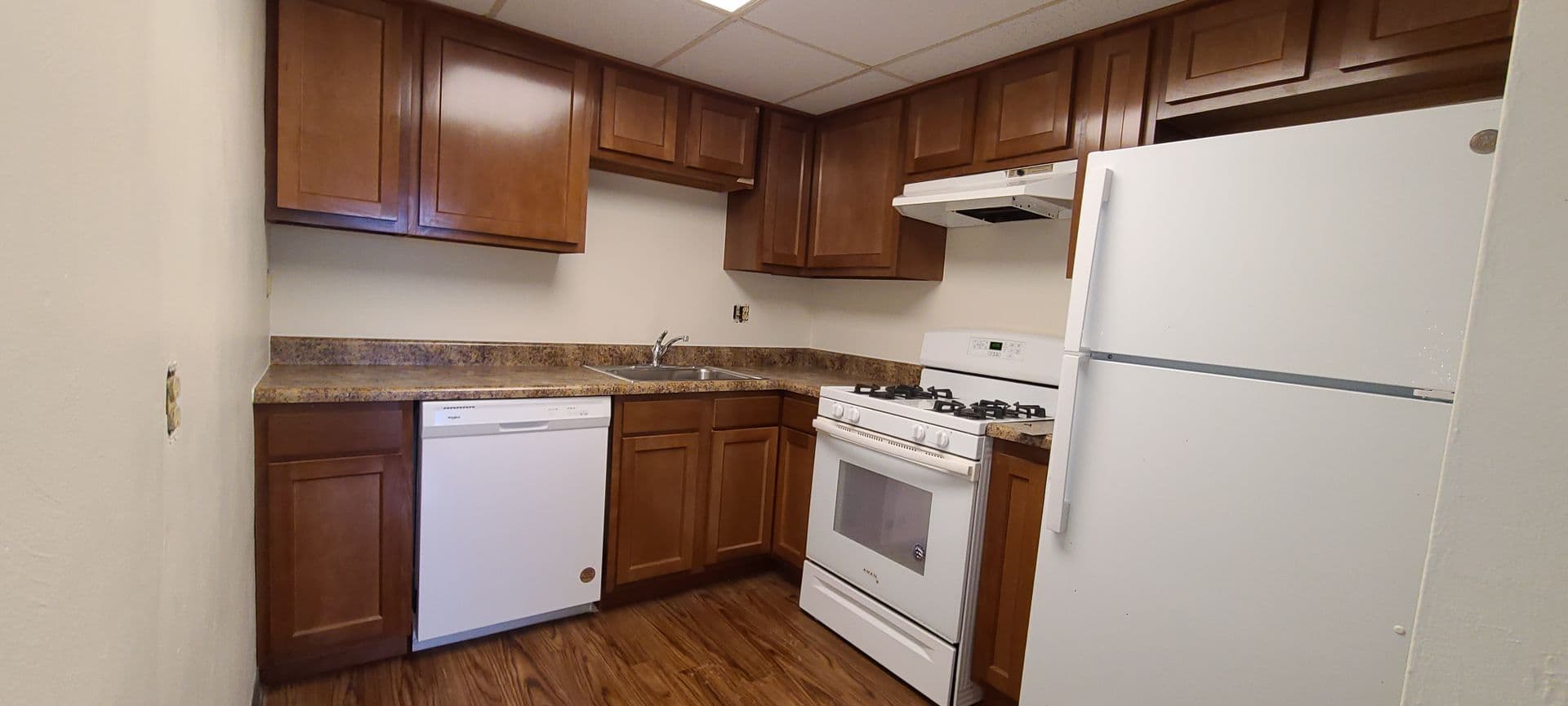 Pittsburgh Apartment: 10 N. Meadowcroft Ave