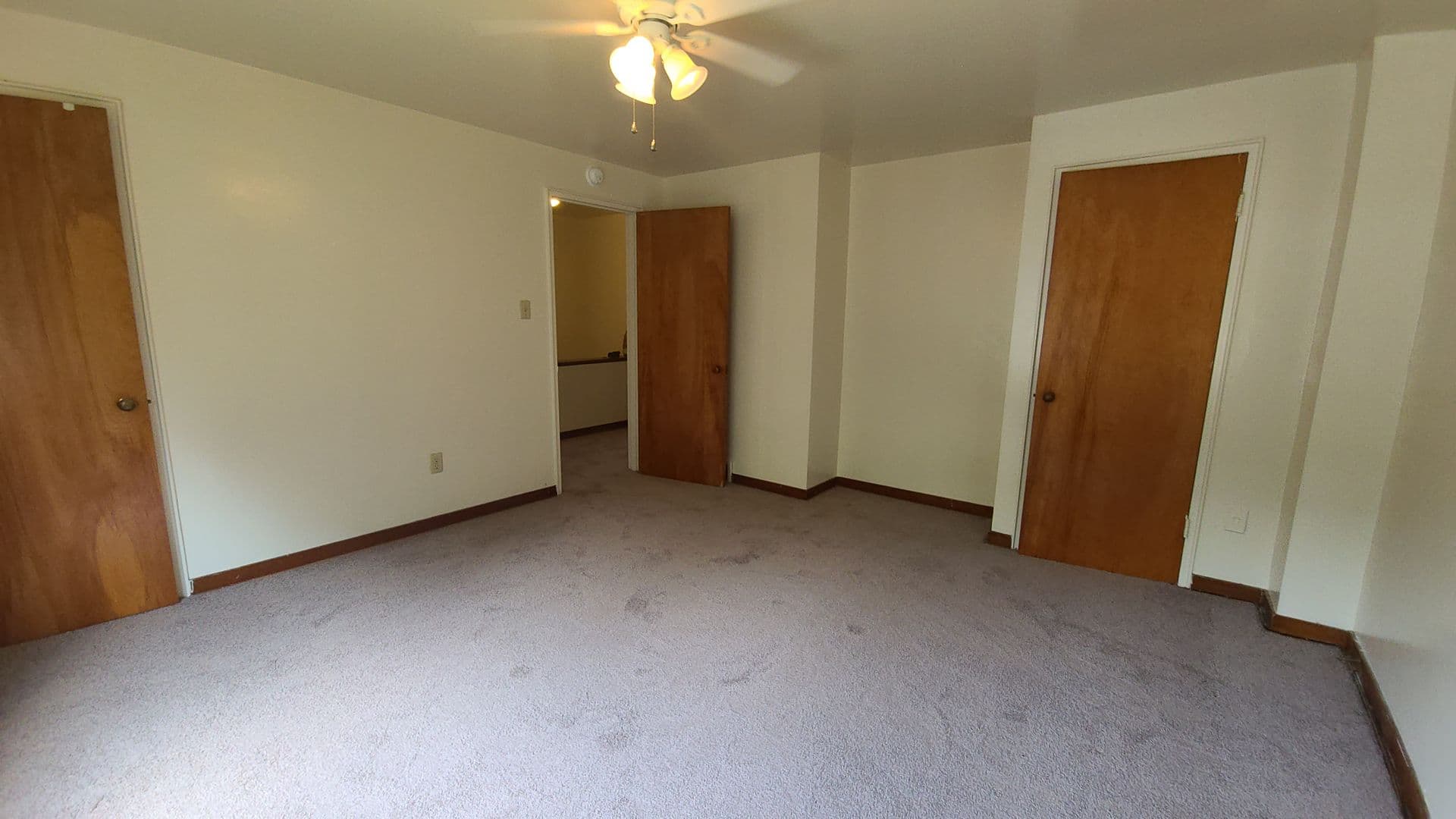 Pittsburgh Apartment: 135 Abbeyville Rd