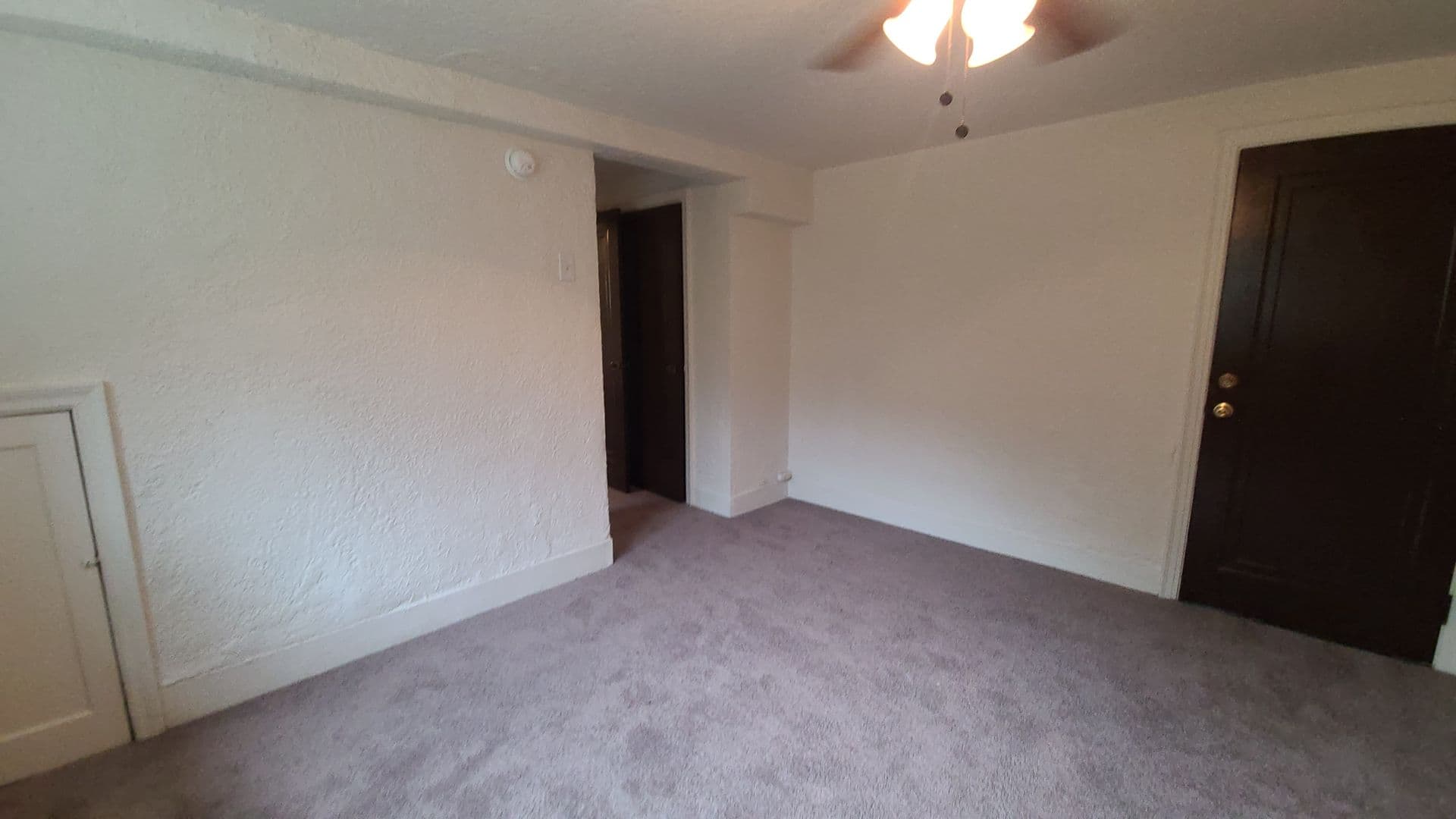 Pittsburgh Apartment: 321 Beverly Road