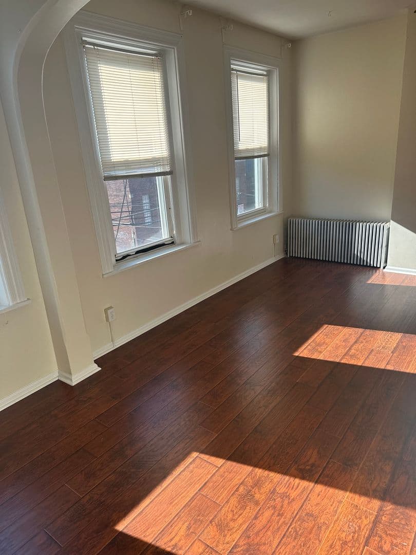 Pittsburgh Apartment: 215 Fisk 1 & 2