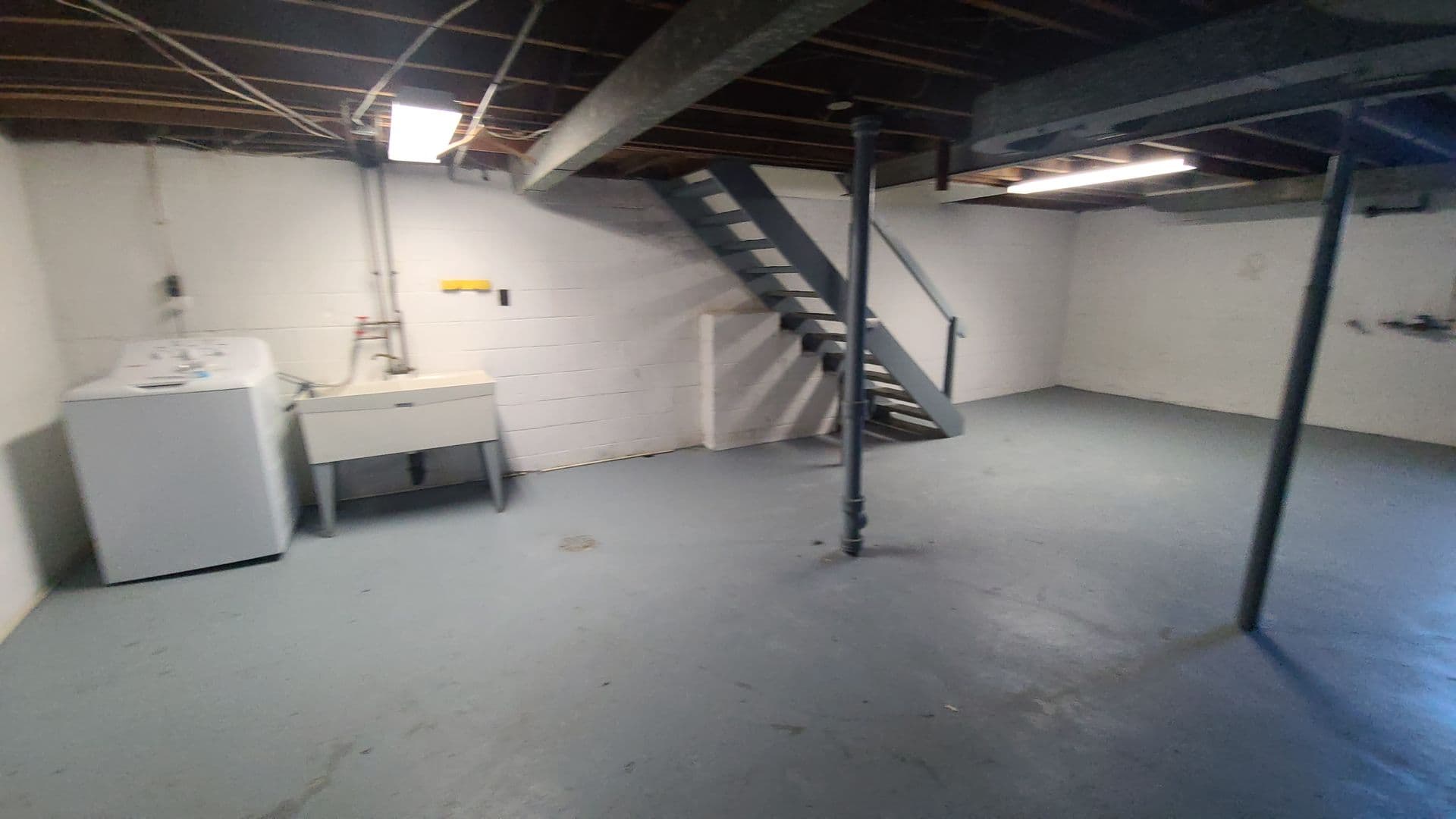 Pittsburgh Apartment: 135 Abbeyville Rd