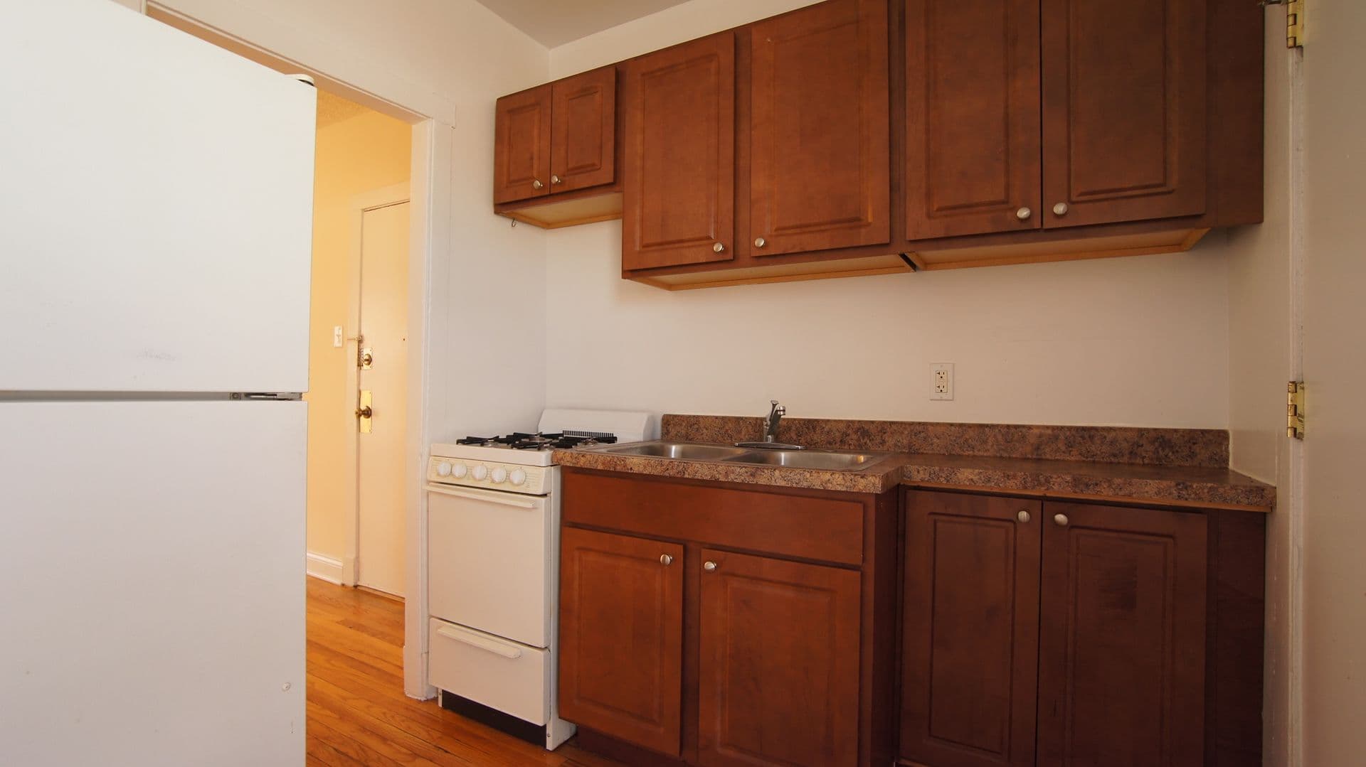 Chicago Apartment: 2647-53 N. Spaulding