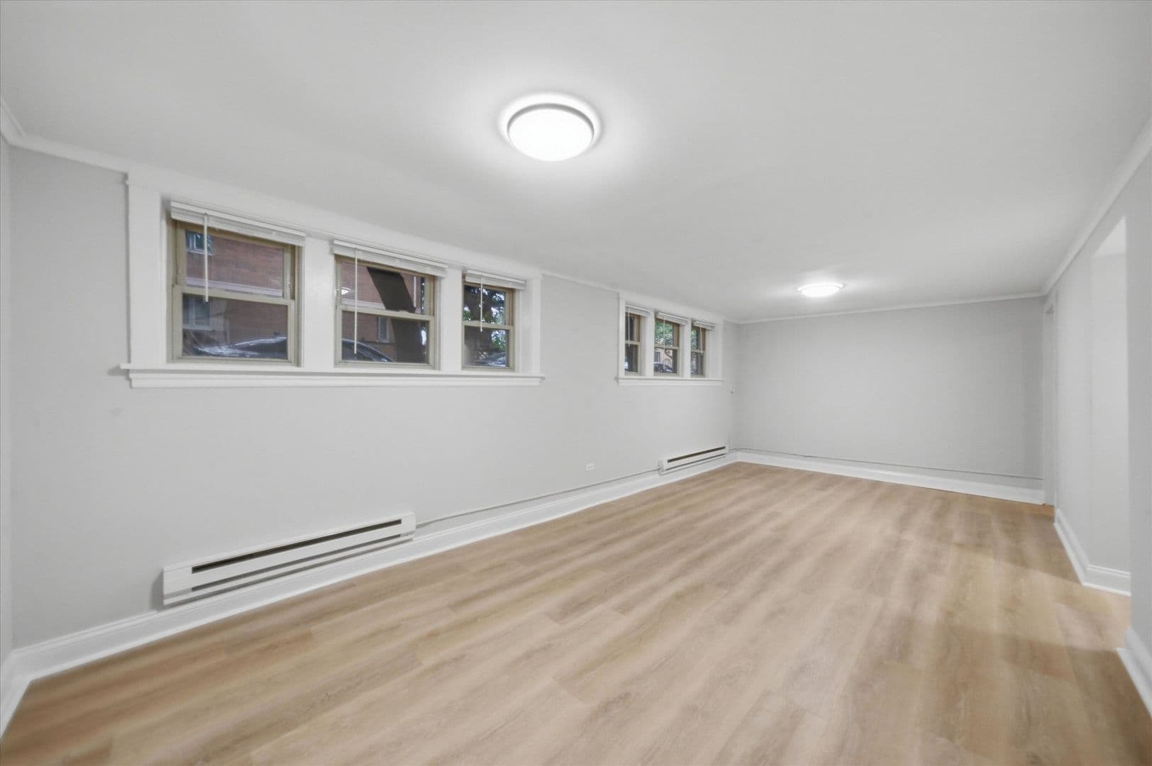Chicago Apartment: 2915-2921 W. George