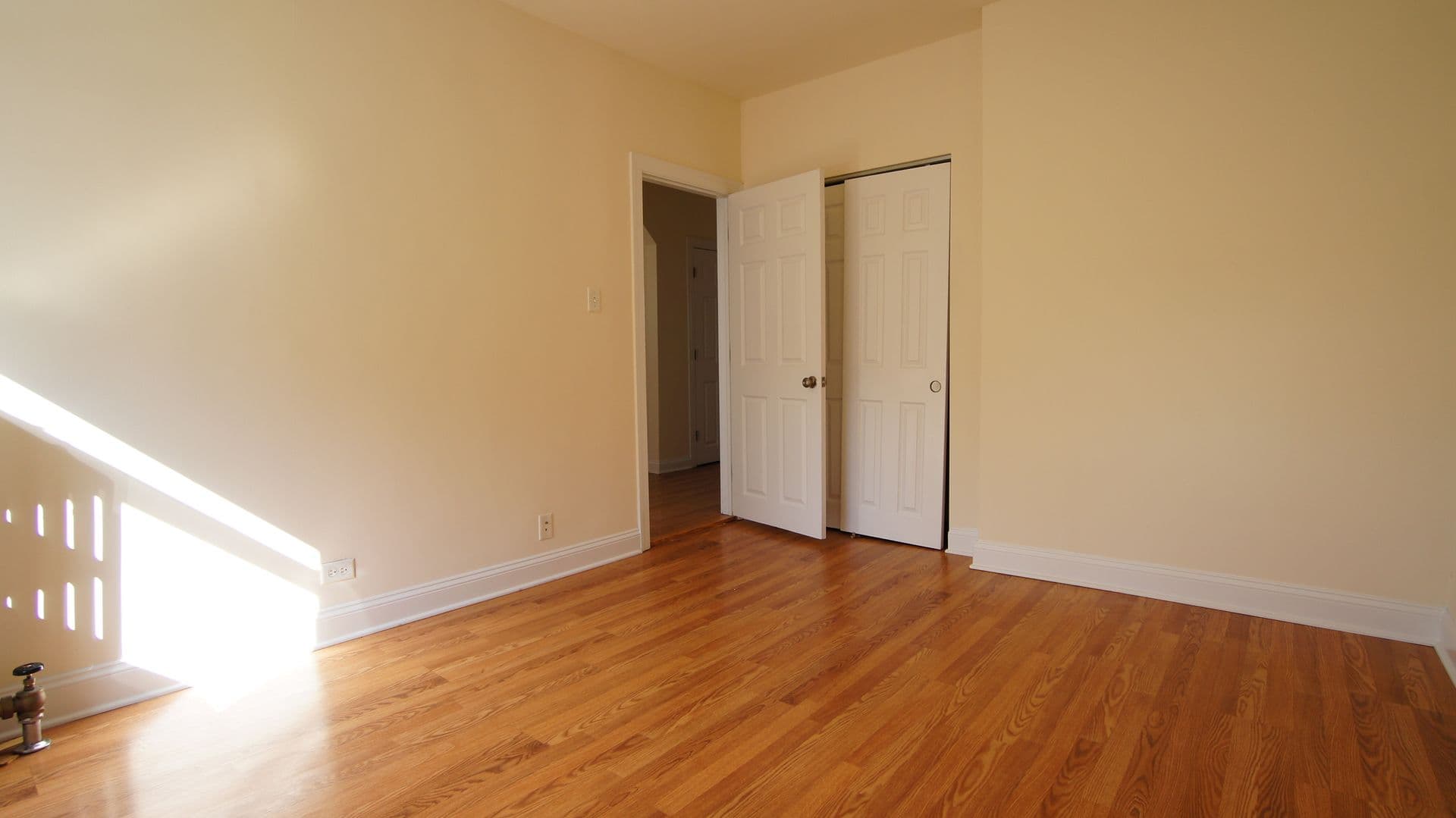 Chicago Apartment: 2600 N. Kimball