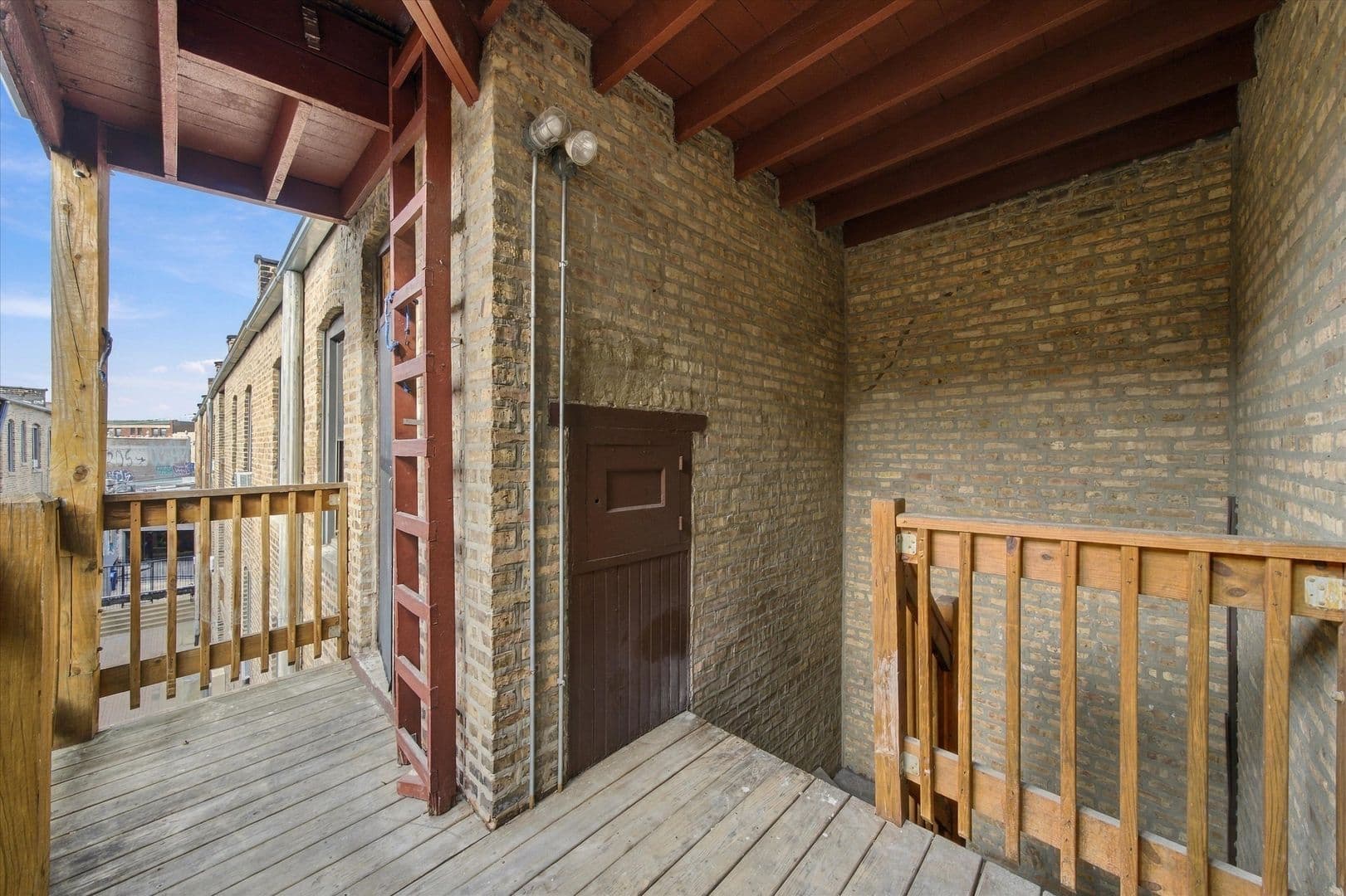 Chicago Apartment: 2700-14 N. Spaulding