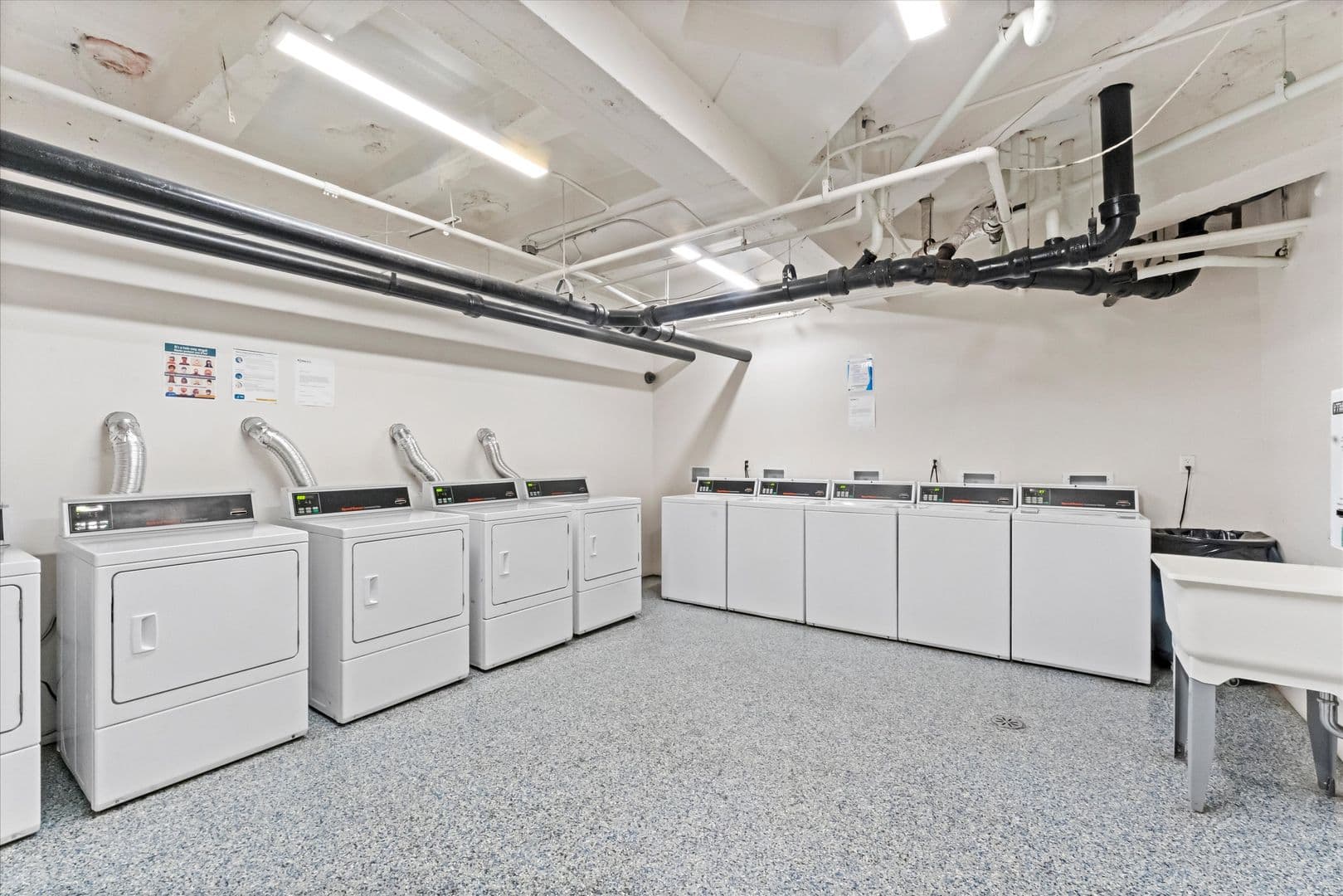 Chicago Apartment: 2779 N. Milwaukee