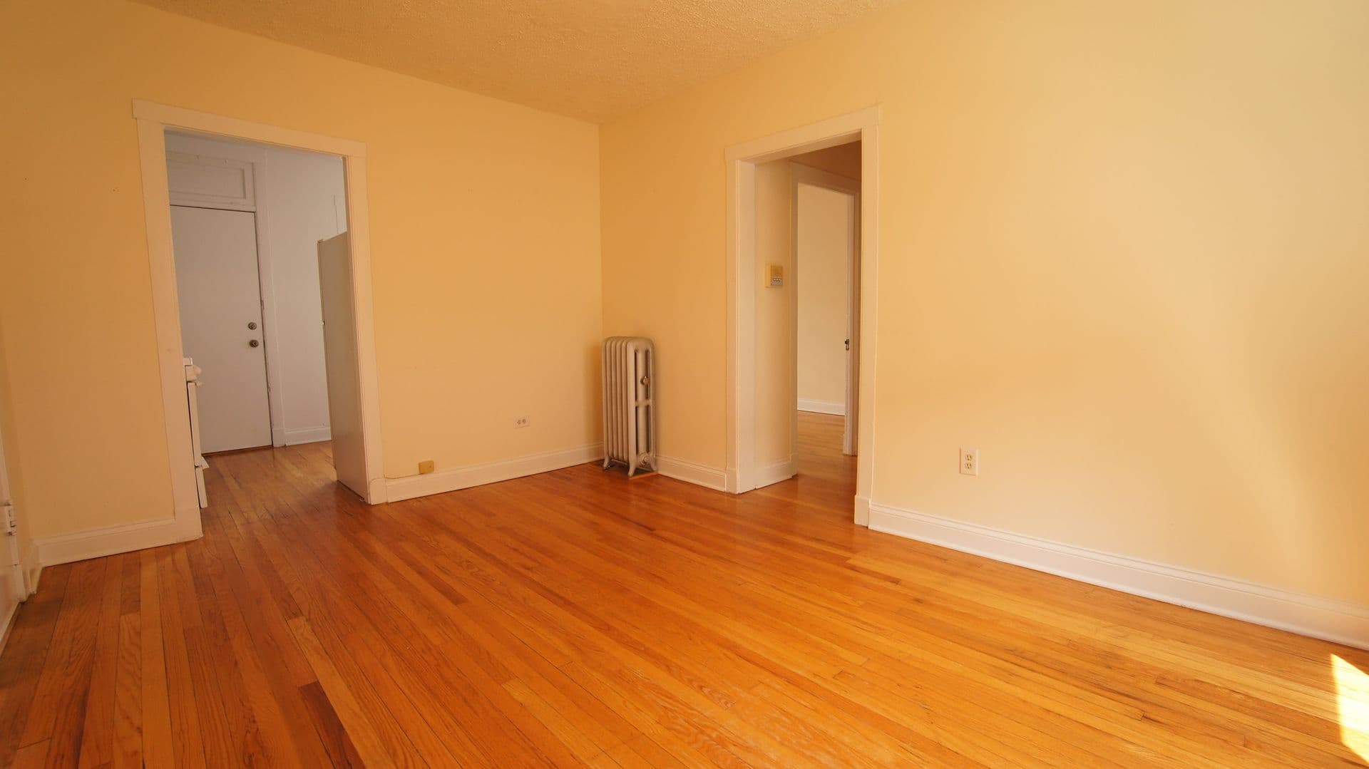 Chicago Apartment: 2647-53 N. Spaulding