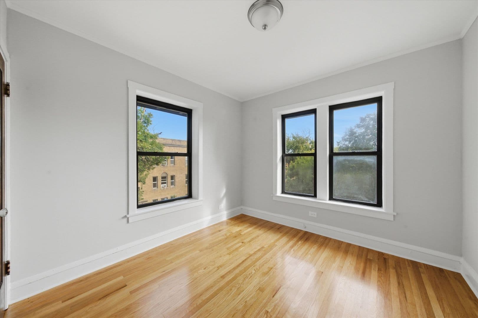 Chicago Apartment: 2700-14 N. Spaulding
