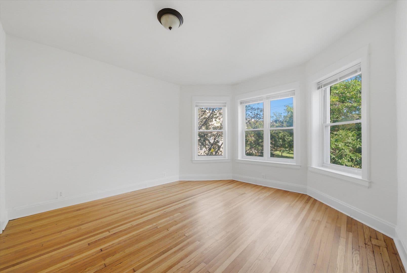 Chicago Apartment: 1524 N. Kedzie