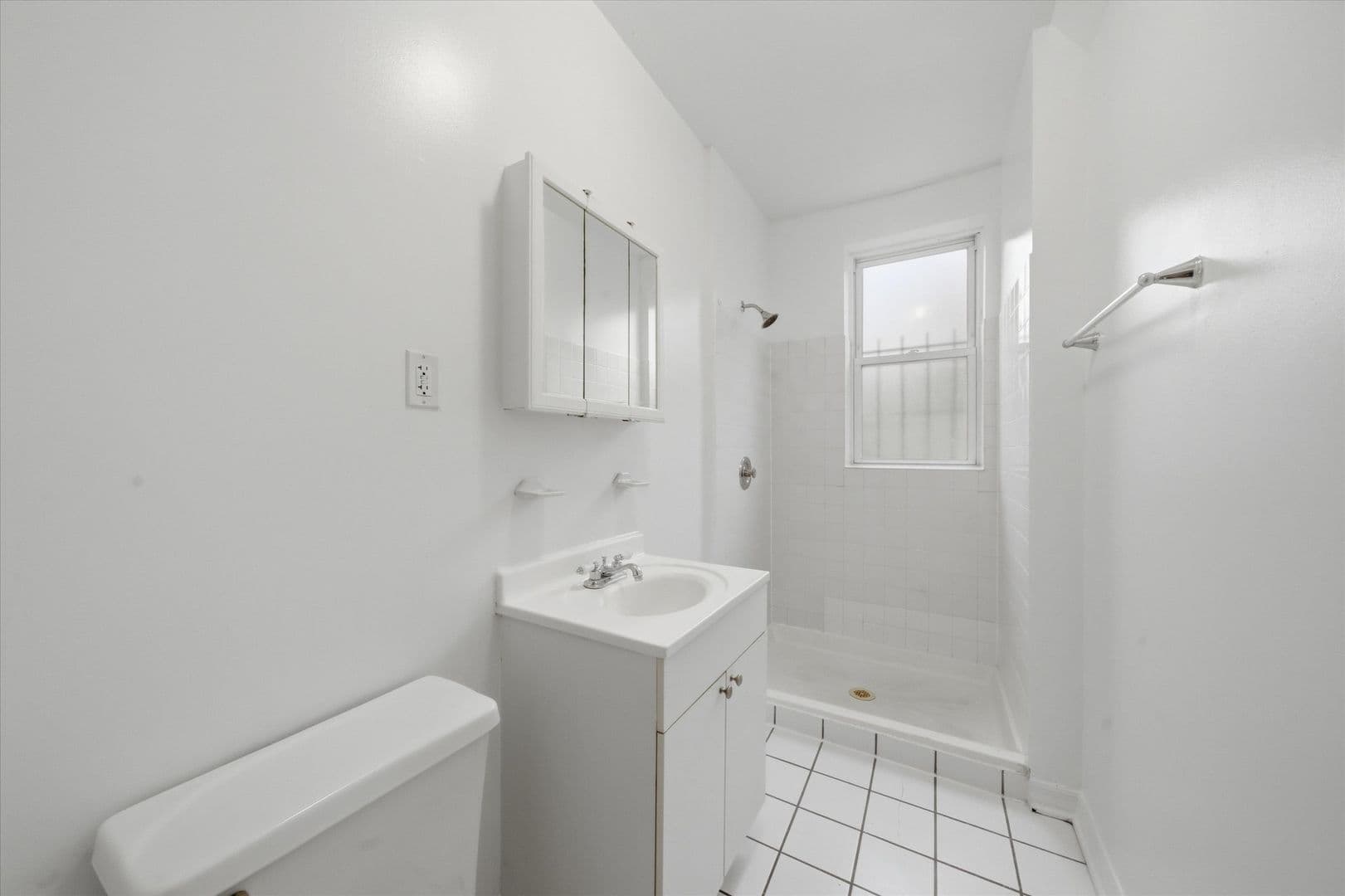 Chicago Apartment: 3000 N. Whipple