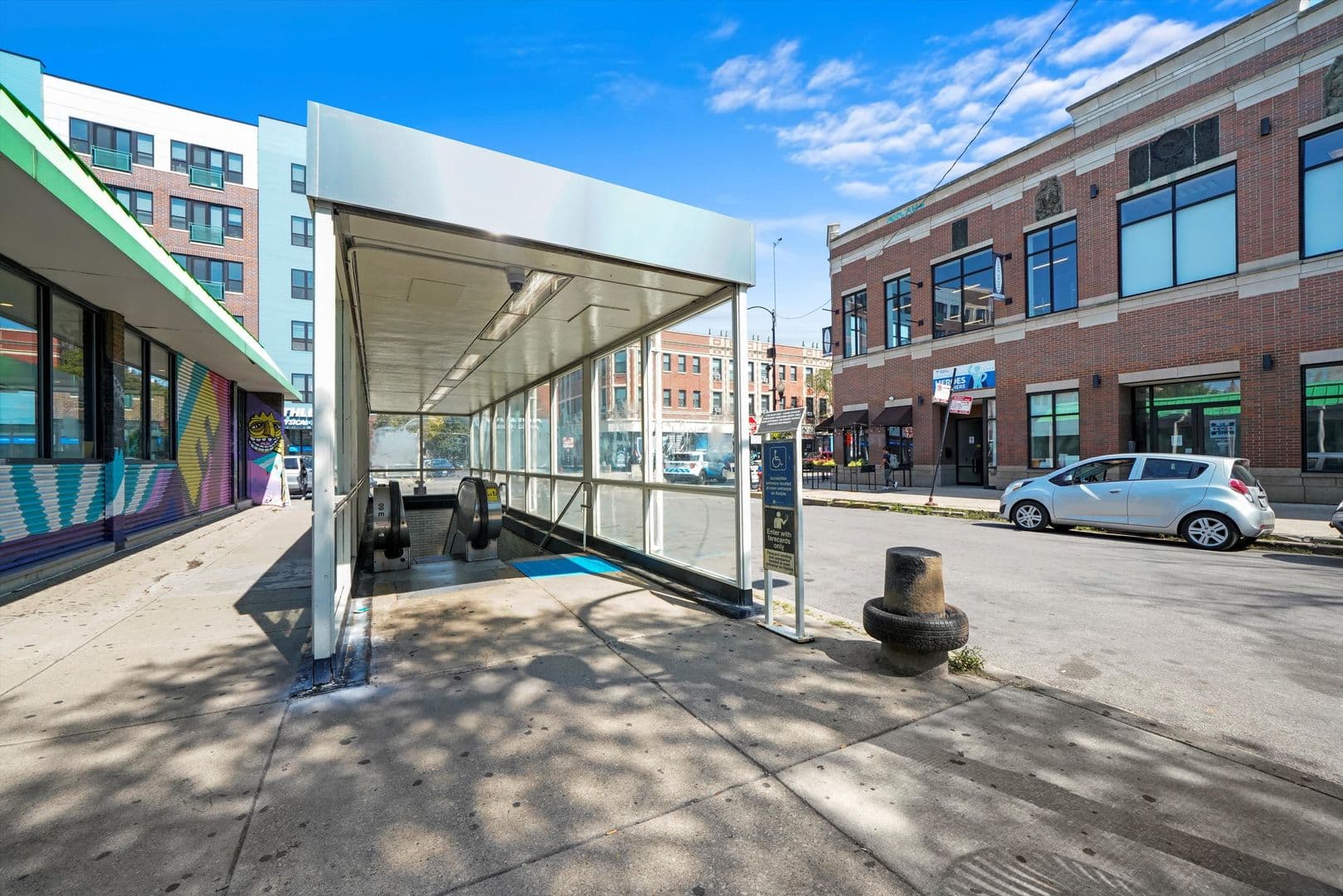 Chicago Apartment: 2700-14 N. Spaulding