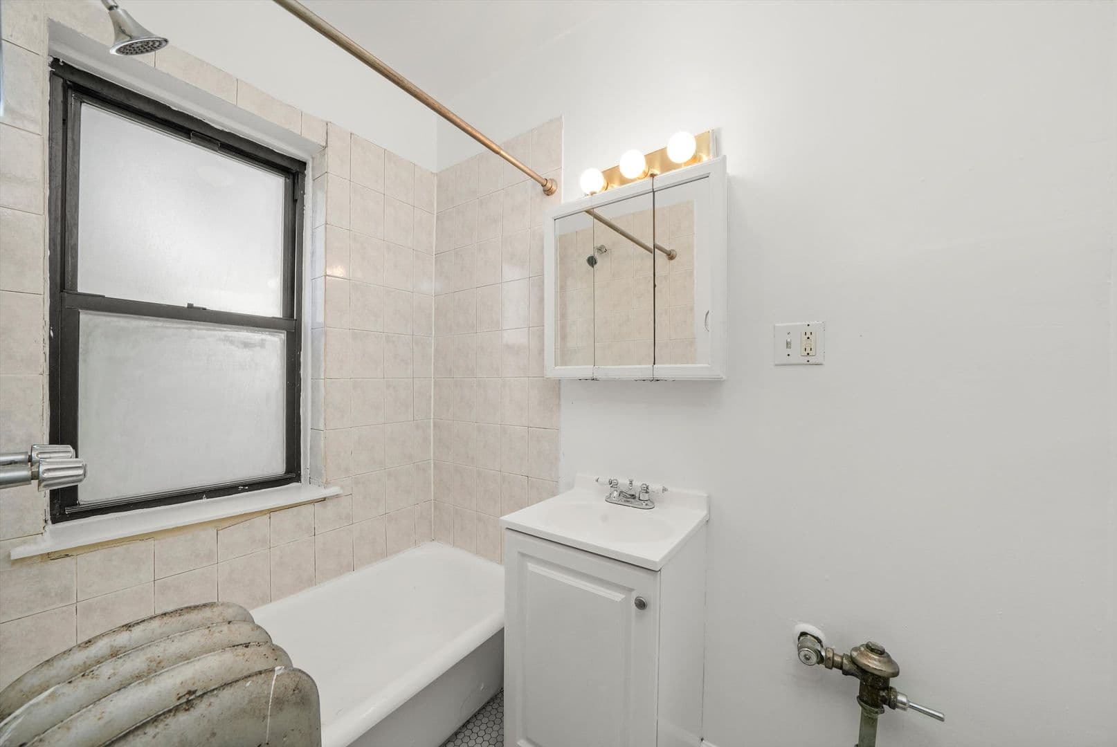 Chicago Apartment: 2700-14 N. Spaulding