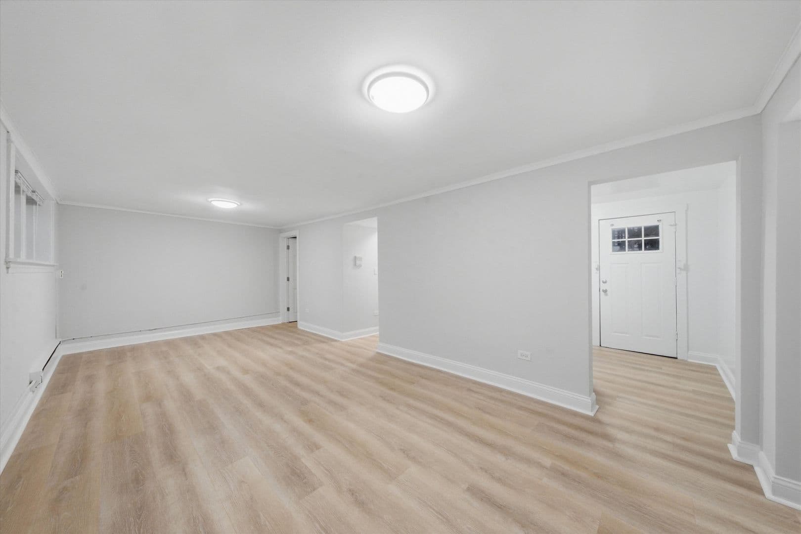 Chicago Apartment: 2915-2921 W. George