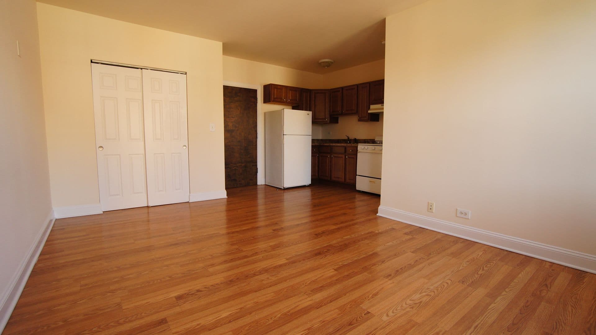 Chicago Apartment: 2600 N. Kimball