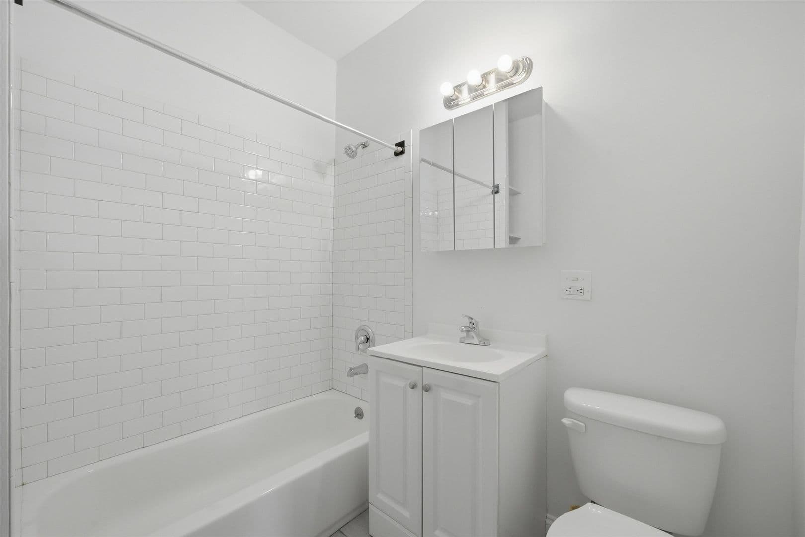 Chicago Apartment: 1524 N. Kedzie