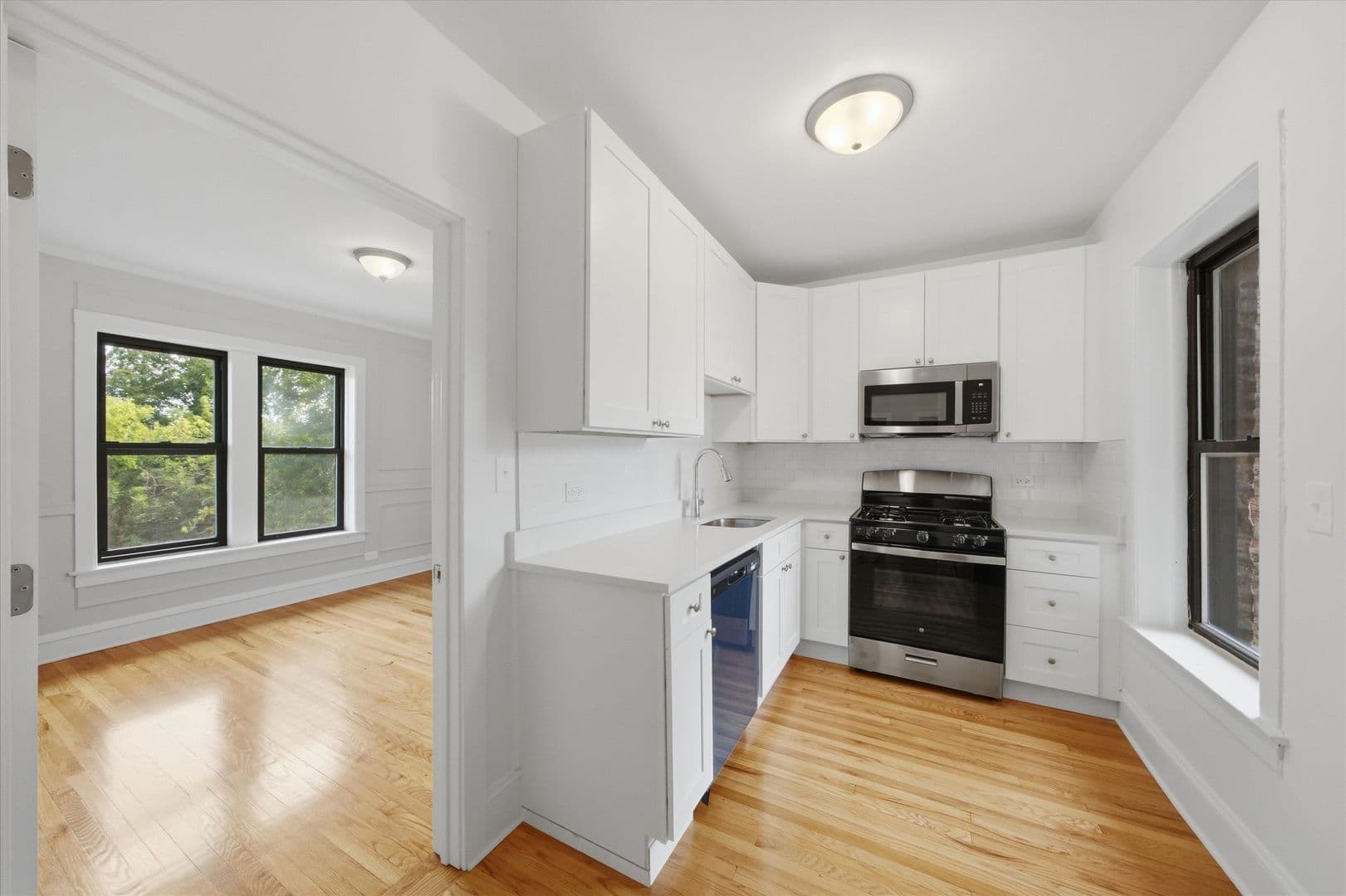 Chicago Apartment: 2700-14 N. Spaulding