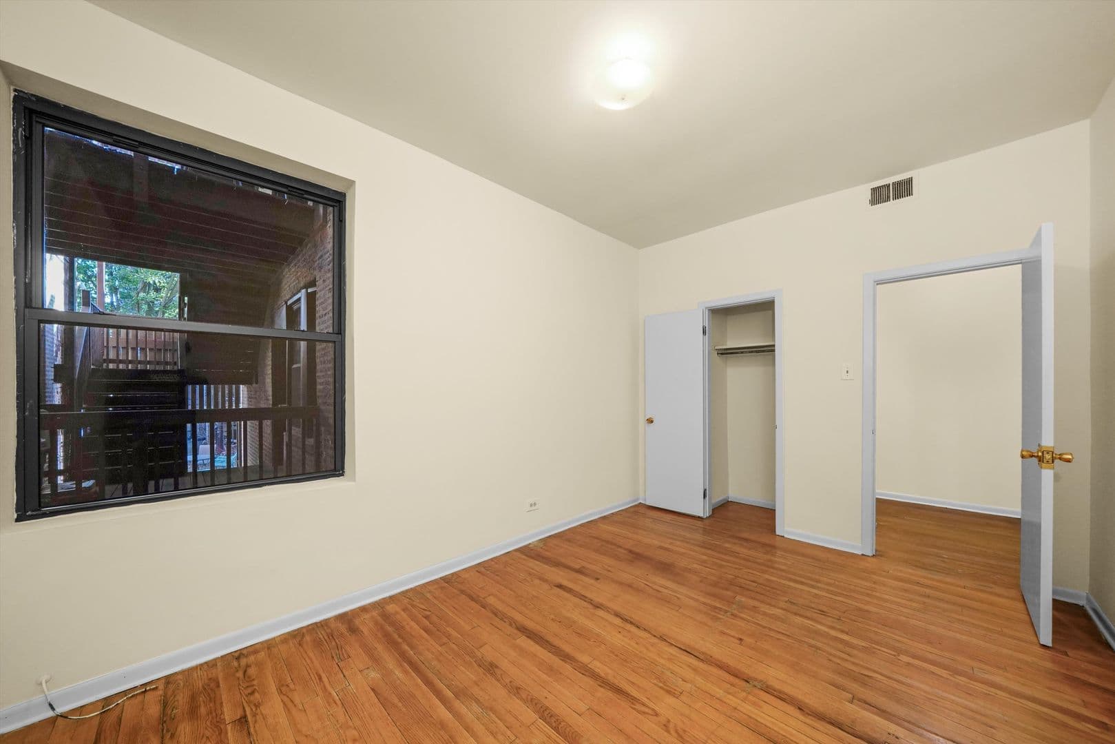 Chicago Apartment: 2319-25 N. Kedzie