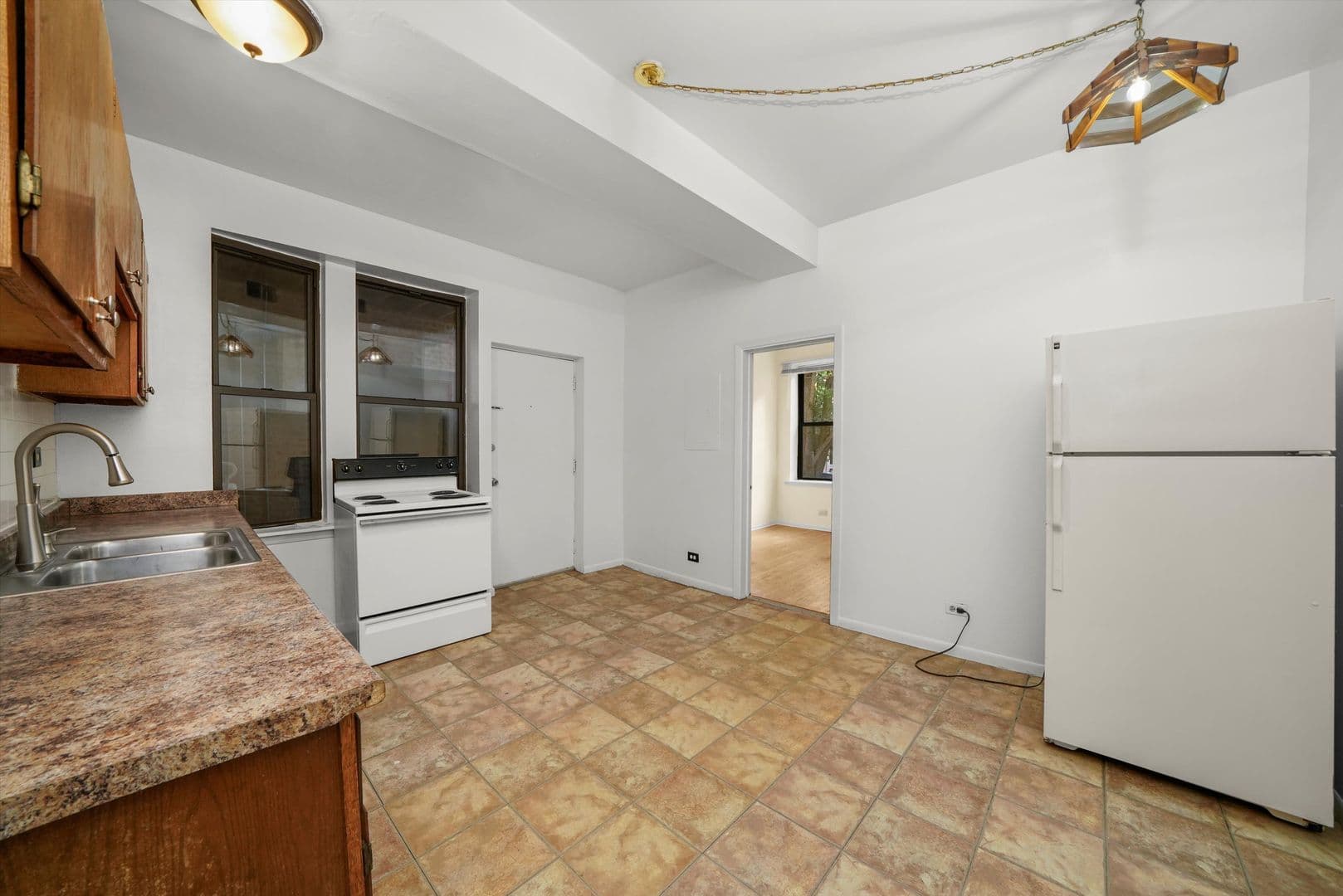 Chicago Apartment: 2319-25 N. Kedzie