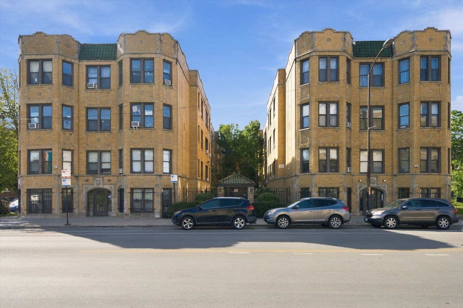 Chicago Apartment: 1530-42 N. Kedzie